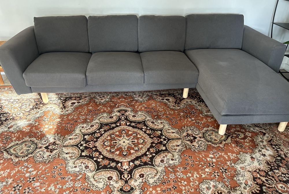 Canapea 4 locuri, cu șezlong