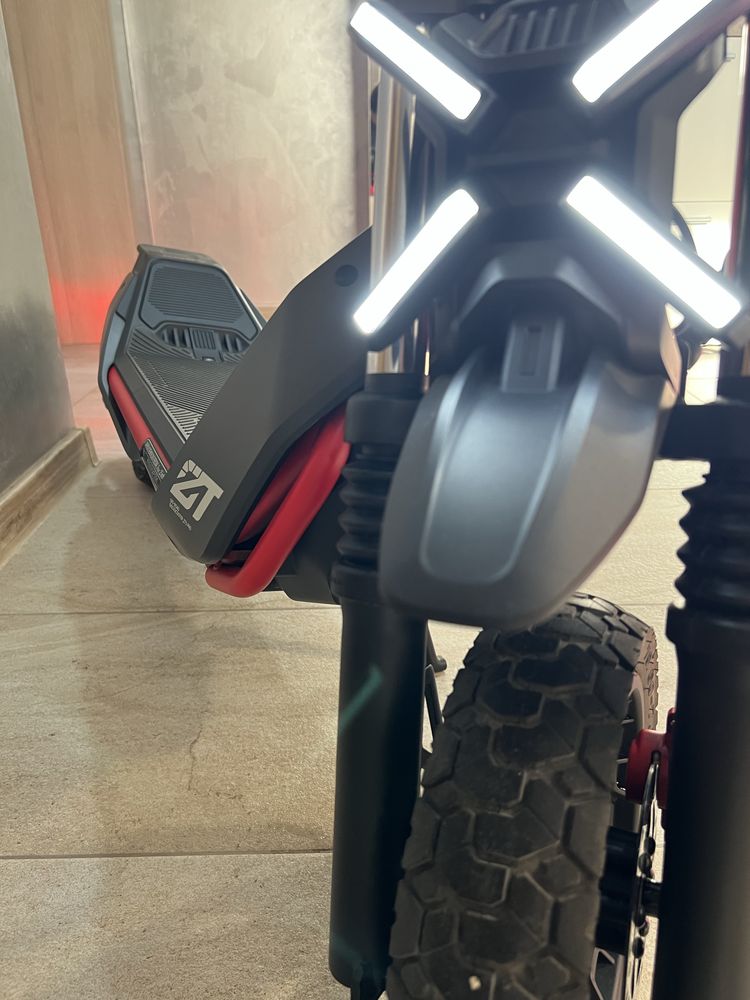Segway ZT3 Pro 165km пробег като нова