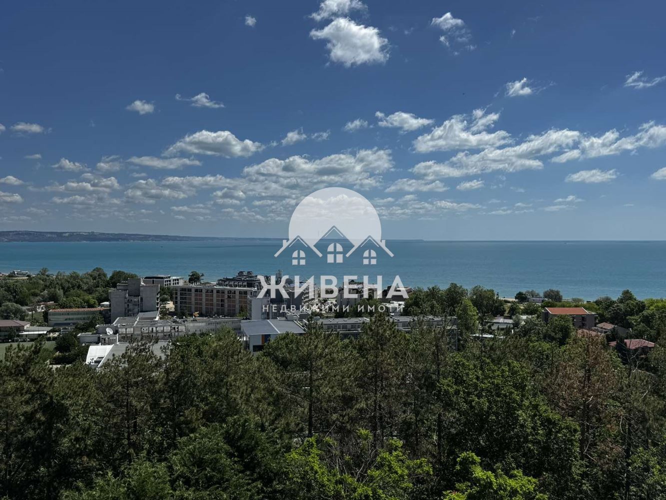 Продавам обзаведен 2-стаен апартамент, с.Кранево
