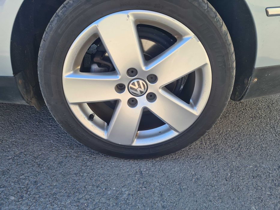 *** САМО НА ЧАСТИ *** Volkswagen Passat B6 2.0TDI, десен волан