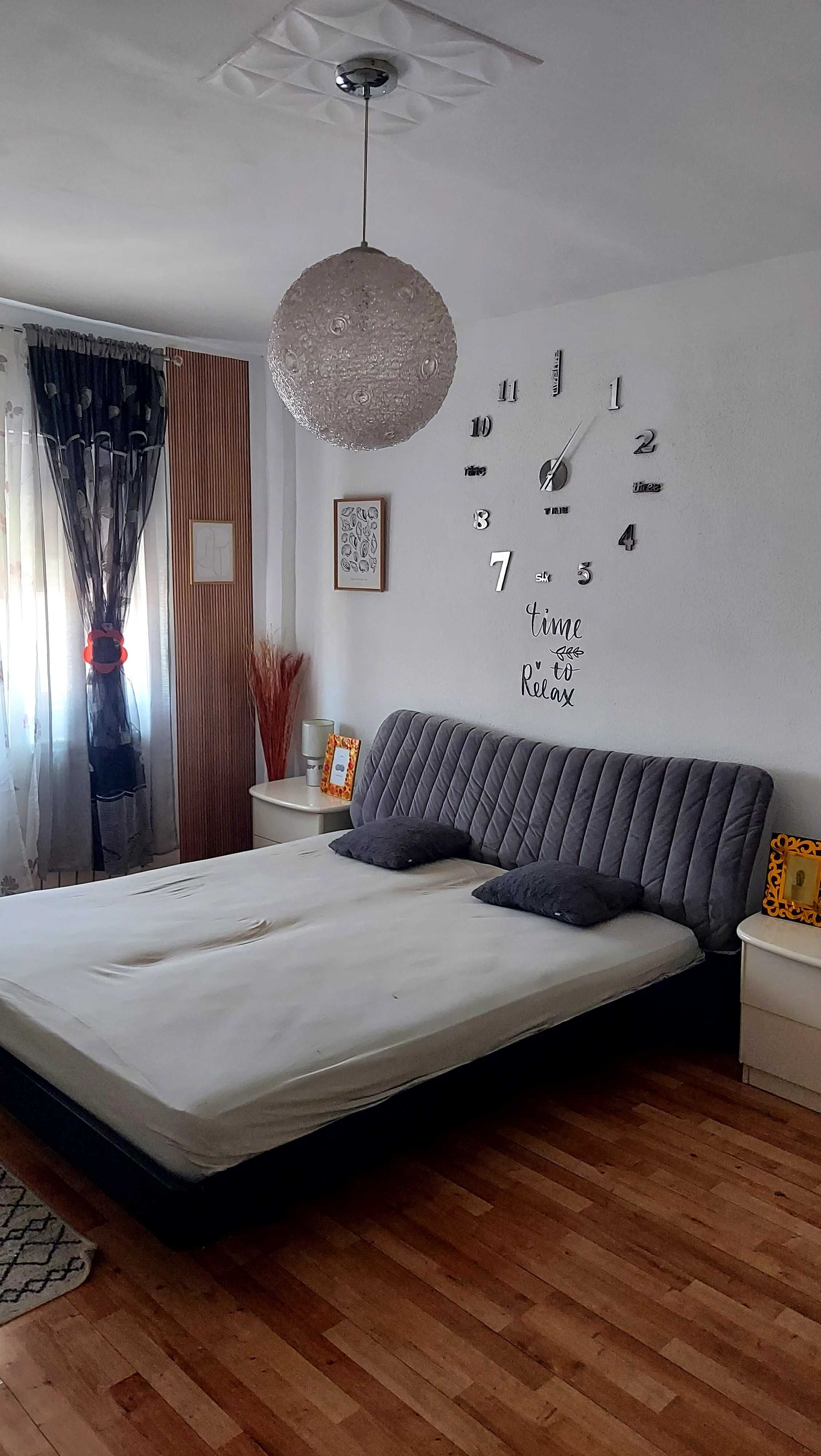 Inchiriez garsoniera,apartament cu 1 camera,pret 220 euro,