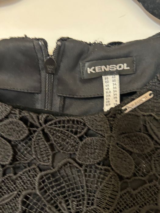 Ново рокля с 3D дантела