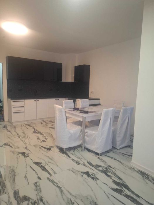 Дава се под наем Двустаен апартамент в Варна, Център - 75 кв.м за 561 € - Снимка #5