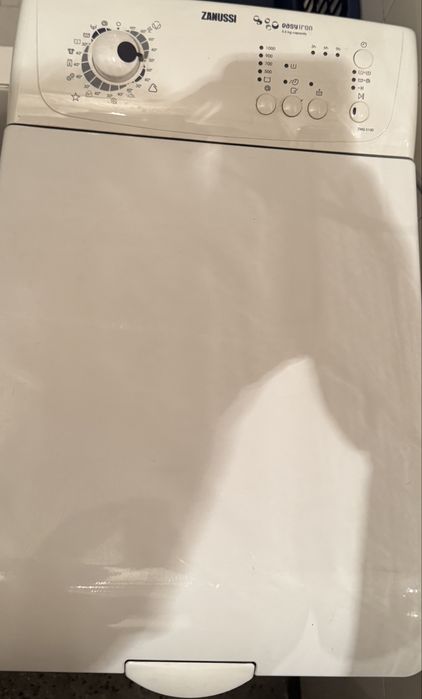 Пералня Zanussi ZWQ 5100 - 5.5 кг, 1000 об/мин, клас А