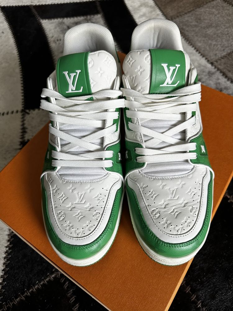 Louis Vuitton trainer #54 signature sneaker verde alb marime 8.5 UK