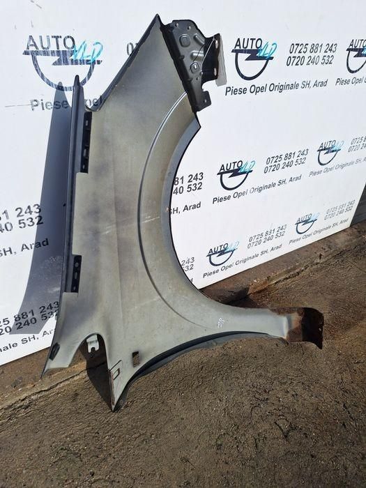 Aripa fata stanga Opel Zafira B Facelift