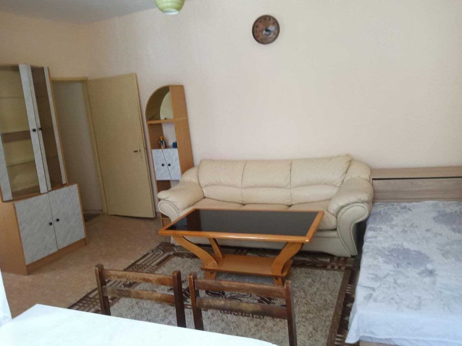 Боксониера за продажба в кв. Тракия