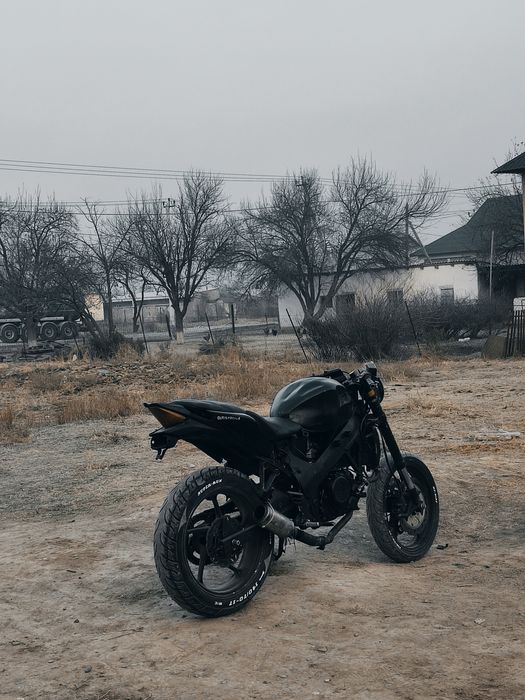 Хонда сбр 250р обмен на айфон