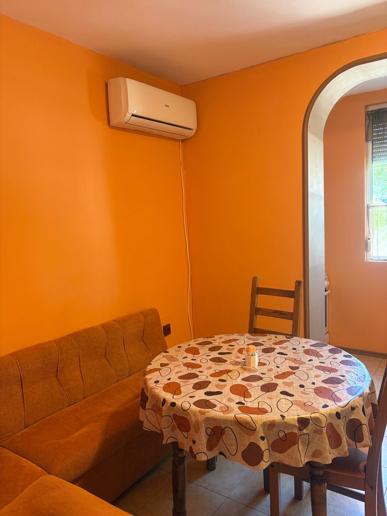 Дава се под наем Едностаен апартамент в Видин, Акджамия - 46 кв.м за 178.5 € - Снимка #5