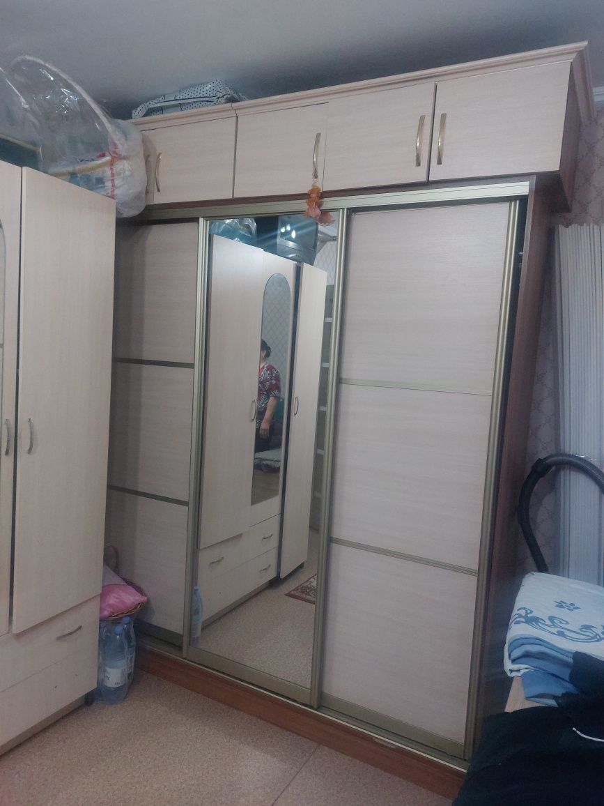 Продам шкаф купе
