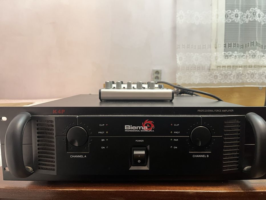 Озвучителна система Behringer