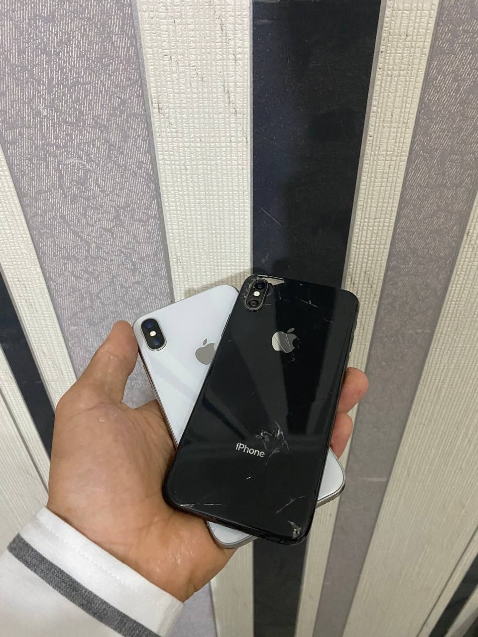 Iphone X 2 ta    .