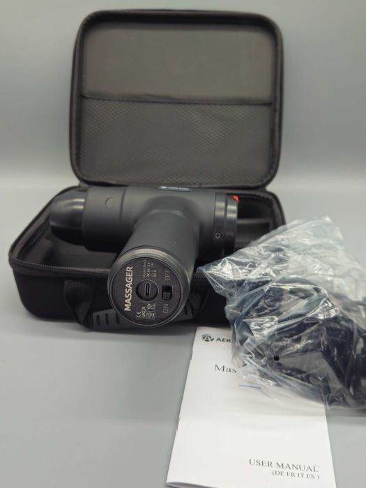 Масажен пистолет с LCD дисплей,скорости и 6 накрайника – с твърд калъф