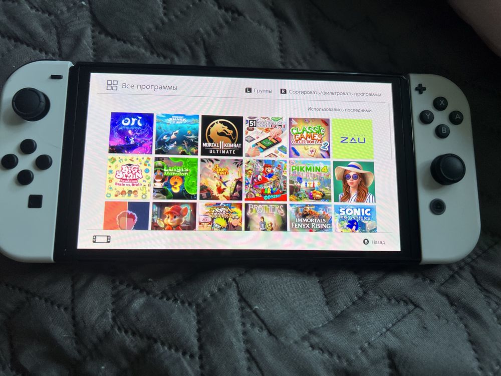 Продам nintendo switch oled