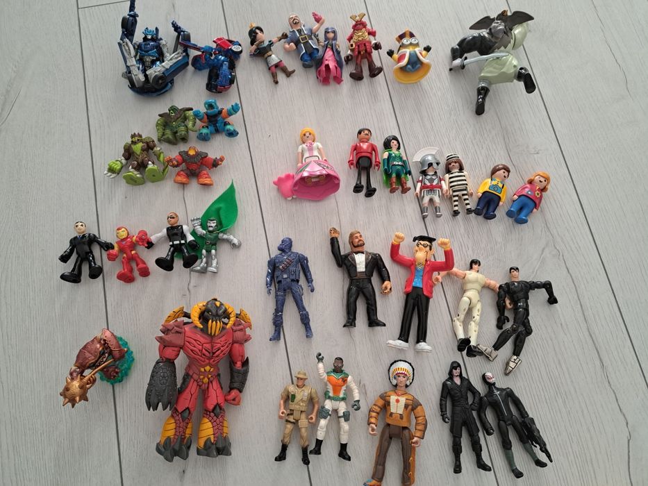 Figurine omuleti personaje hasbro marvel soldati jucarii