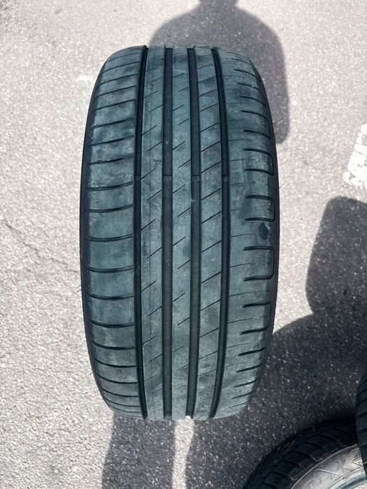 Set Anvelope Goodyer vară 225 45 18R