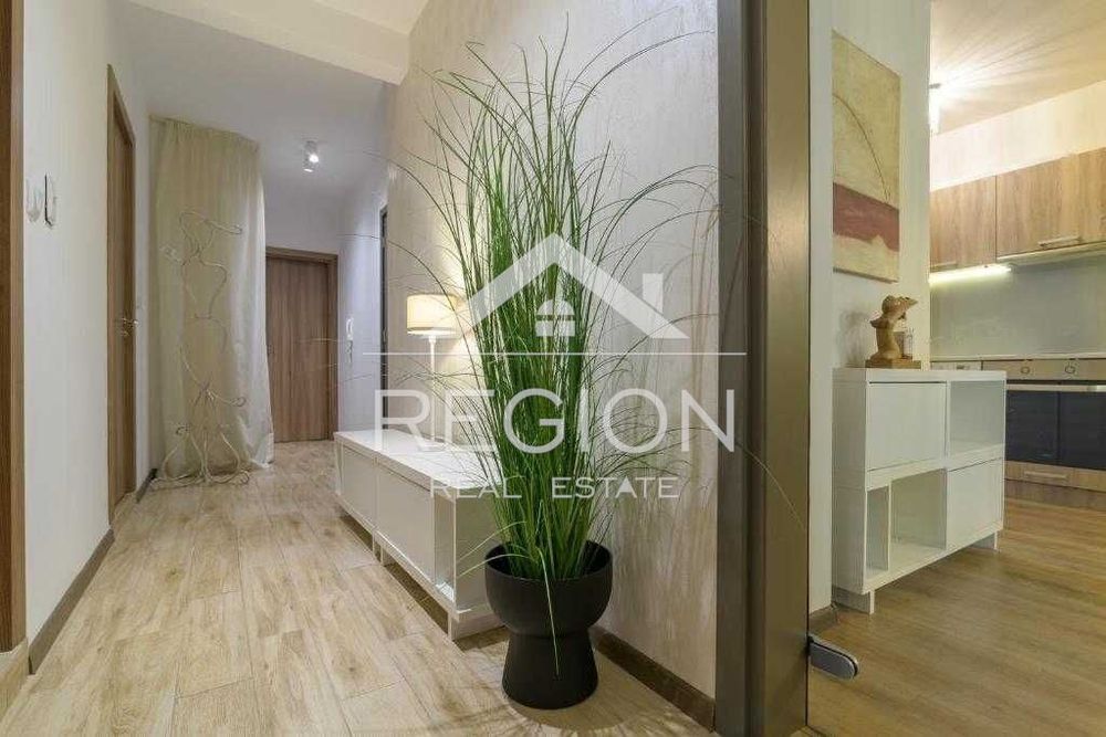 Дава се под наем Тристаен апартамент в Варна, Гръцка махала - 103 кв.м за 1200 € - Снимка #3