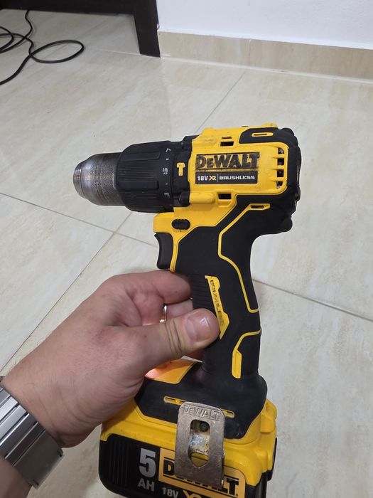 Autofiletanta Dewalt DCD 709 cu bataie