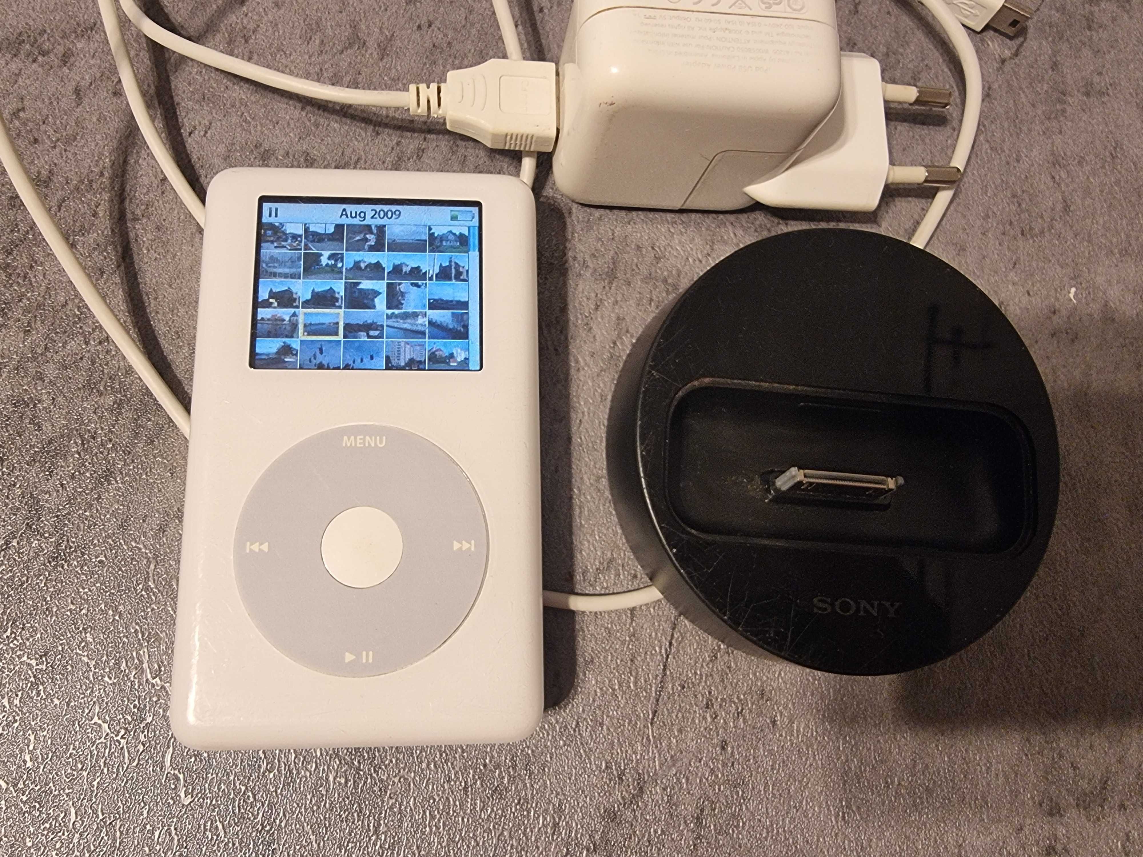 Apple iPod Classic 4th Generation 20gb White Model A1099 emc 2022 30gb
