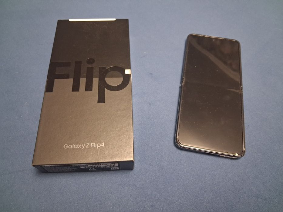 Samsung Z Flip 4 256Gb