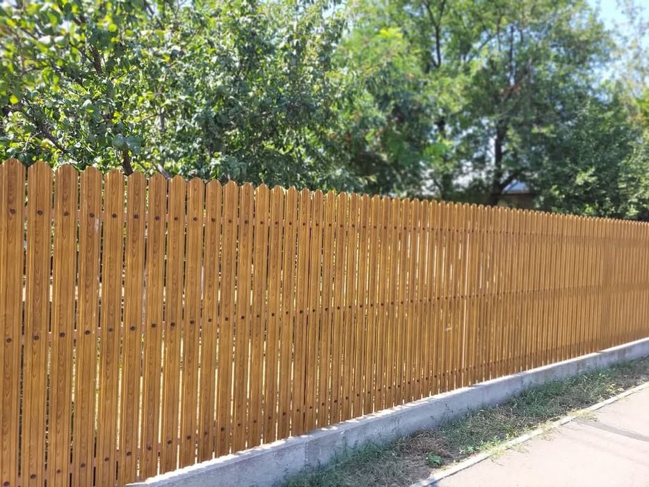 Garduri și porți metalice