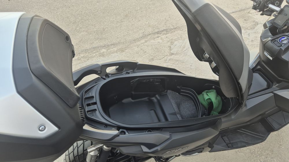 HONDA ADV 350 an 2024