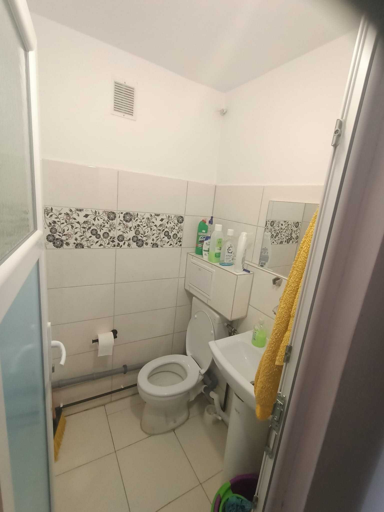 PROPRIETAR,in Complexul Studentesc,15 mp,Mobilata OK,170 E,ACUM VALAB