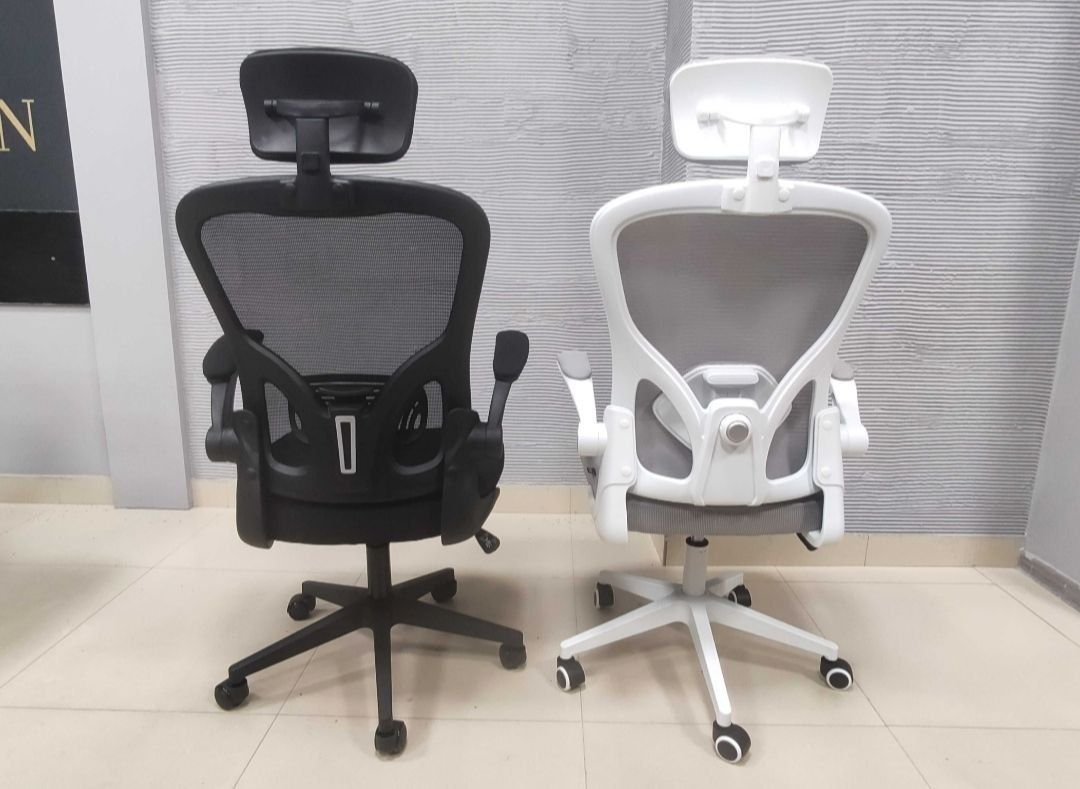 Офисное сеточное кресло модель 7801 black