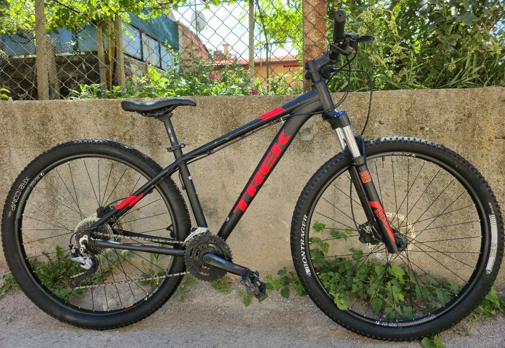 Trek Marlin 7 29цола L размер 3х9 скорости Rockshox вилка