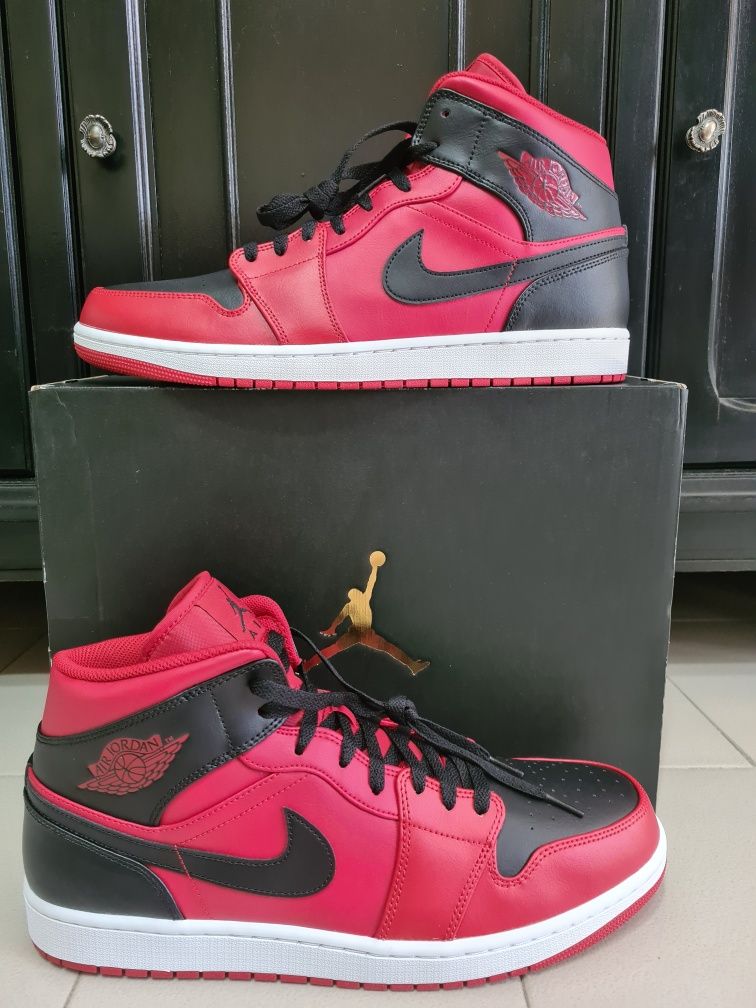 Маратонки /Кецове / NIKE AIR JORDAN 1 MID номер 49,5 и 50,5