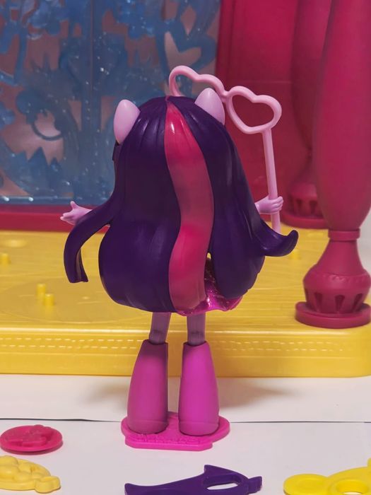 Set My Little Pony Equestrian Girls Ballroom cu păpuși Twilight Spark