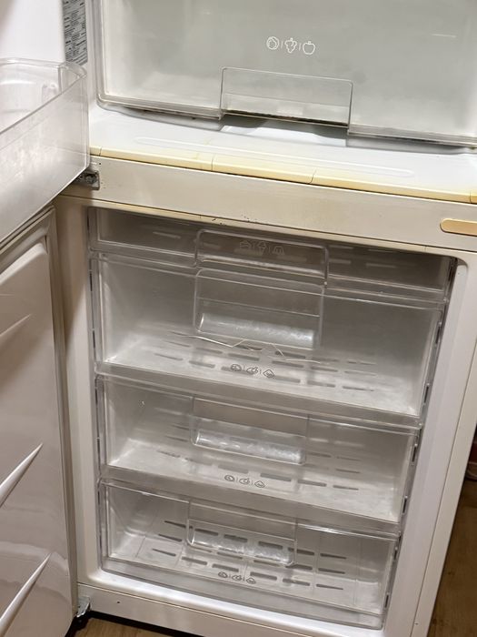 Продается холодильник LG Б/у