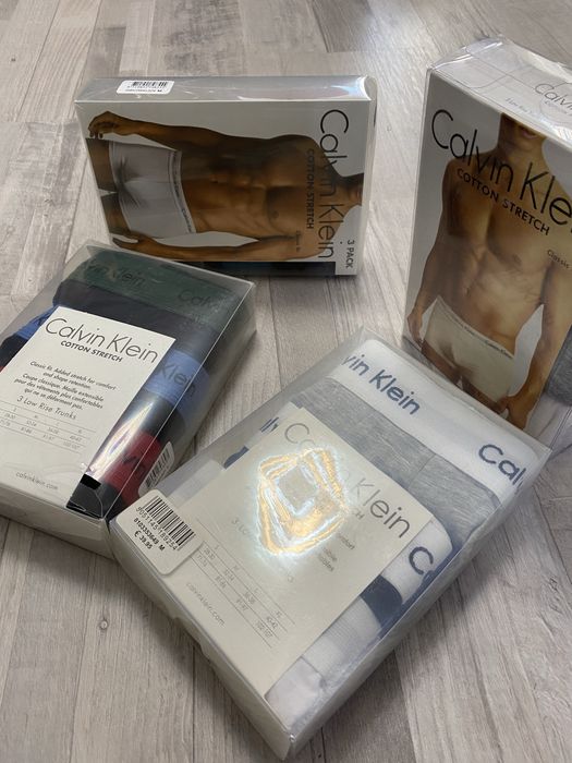 Boxeri Calvin Klein , marimi L si XL