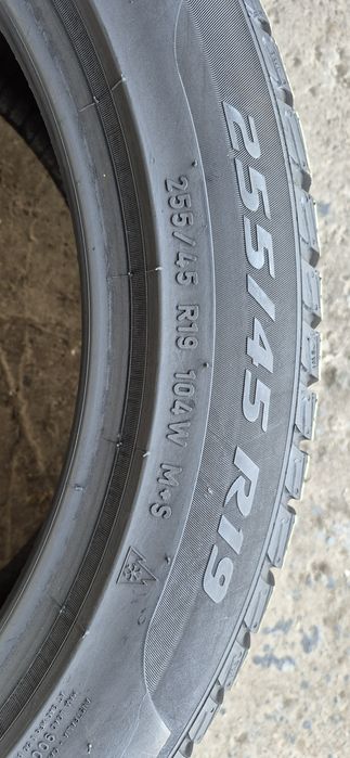 4 anvelope iarna Pirelli 255/45/19,dot 2021.Pretul este pe bucata.