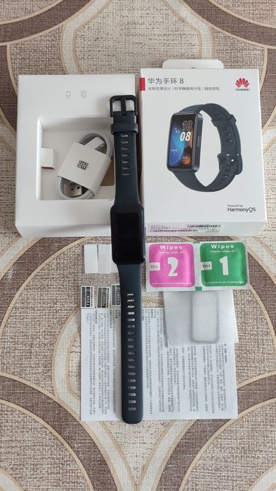 Huawei band 8 smartband