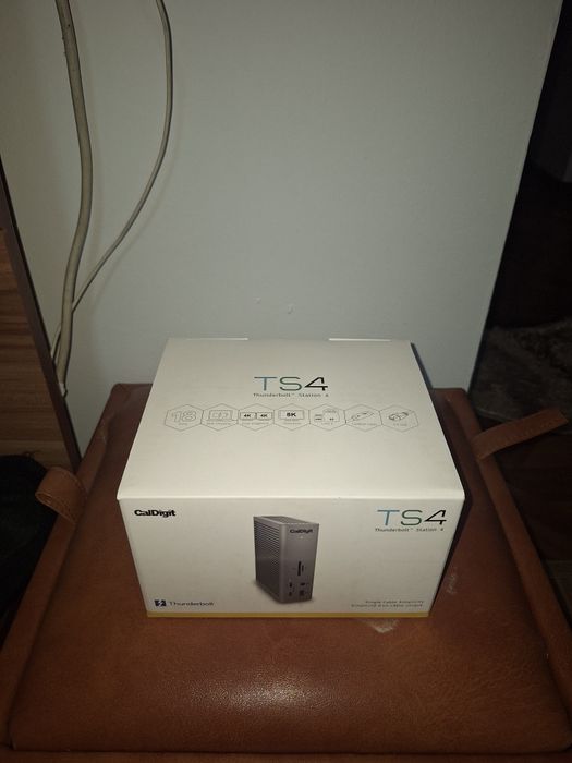 DOCK CalDigit TS4 Thunderbolt4--18porturii
