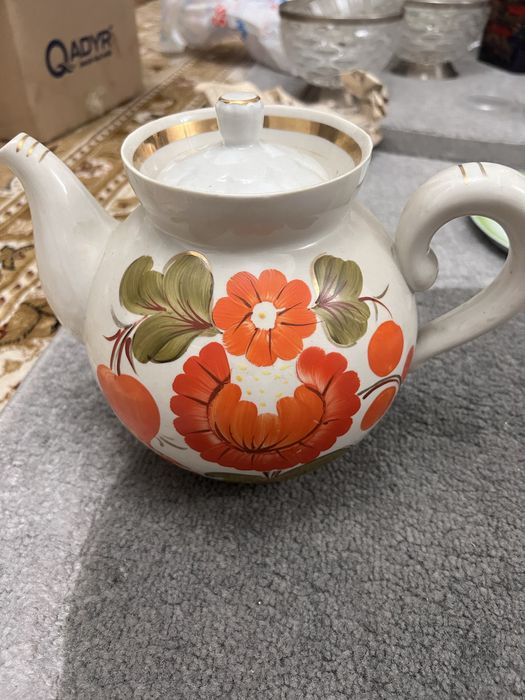 Чайник фарфоровый винтажный