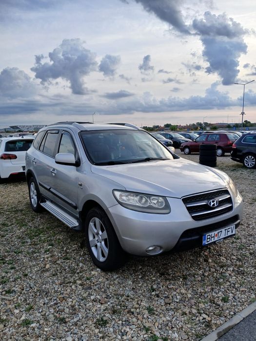 Vând Hyundai Santa Fe