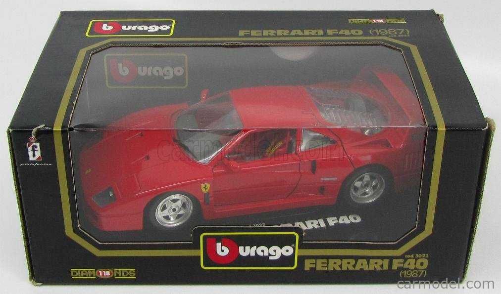 FERRARI F40 Bburago в масштабе 1:18