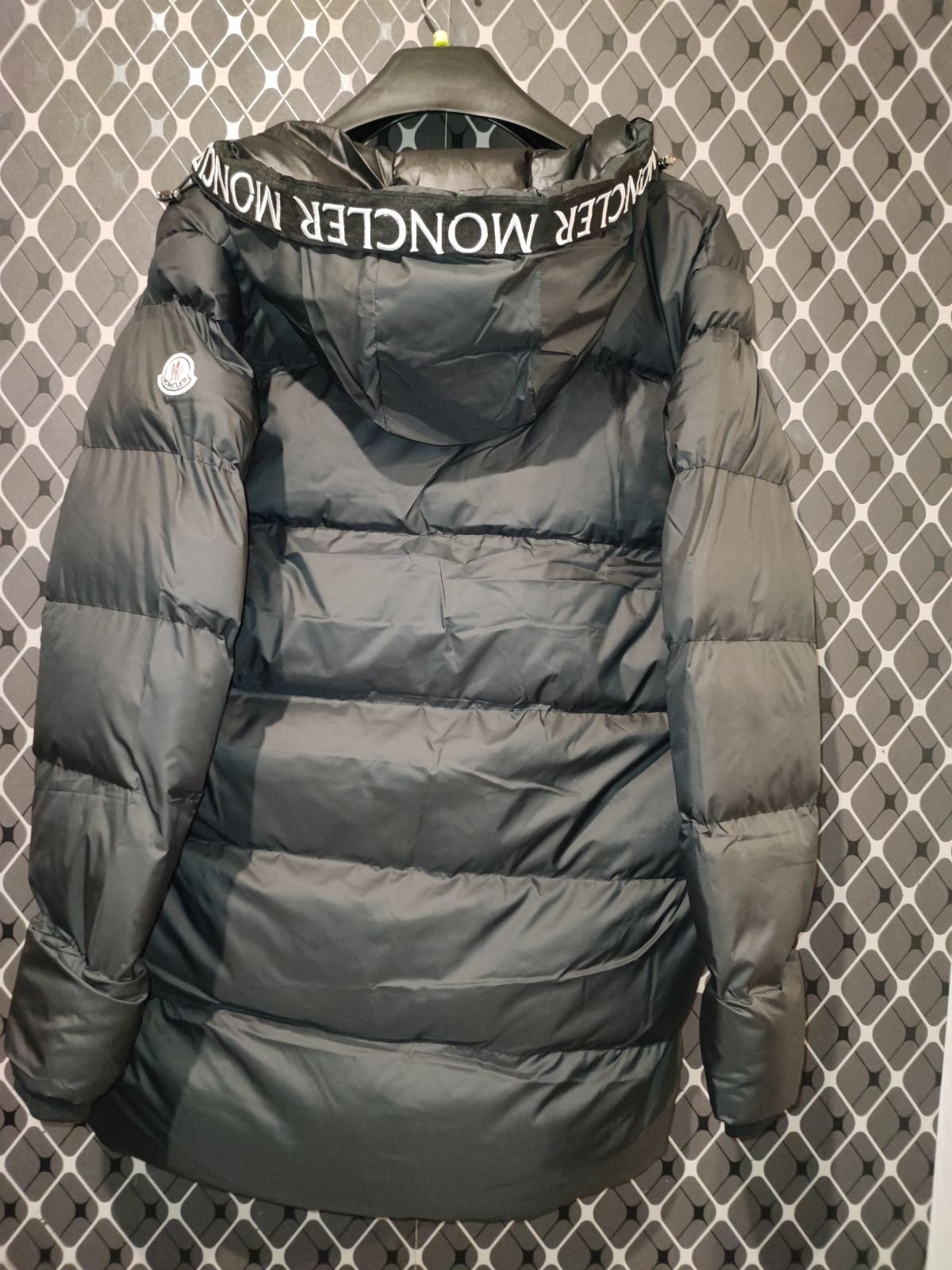 Emporio Armani, Calvin Klein ,Monclear  мъжки якета