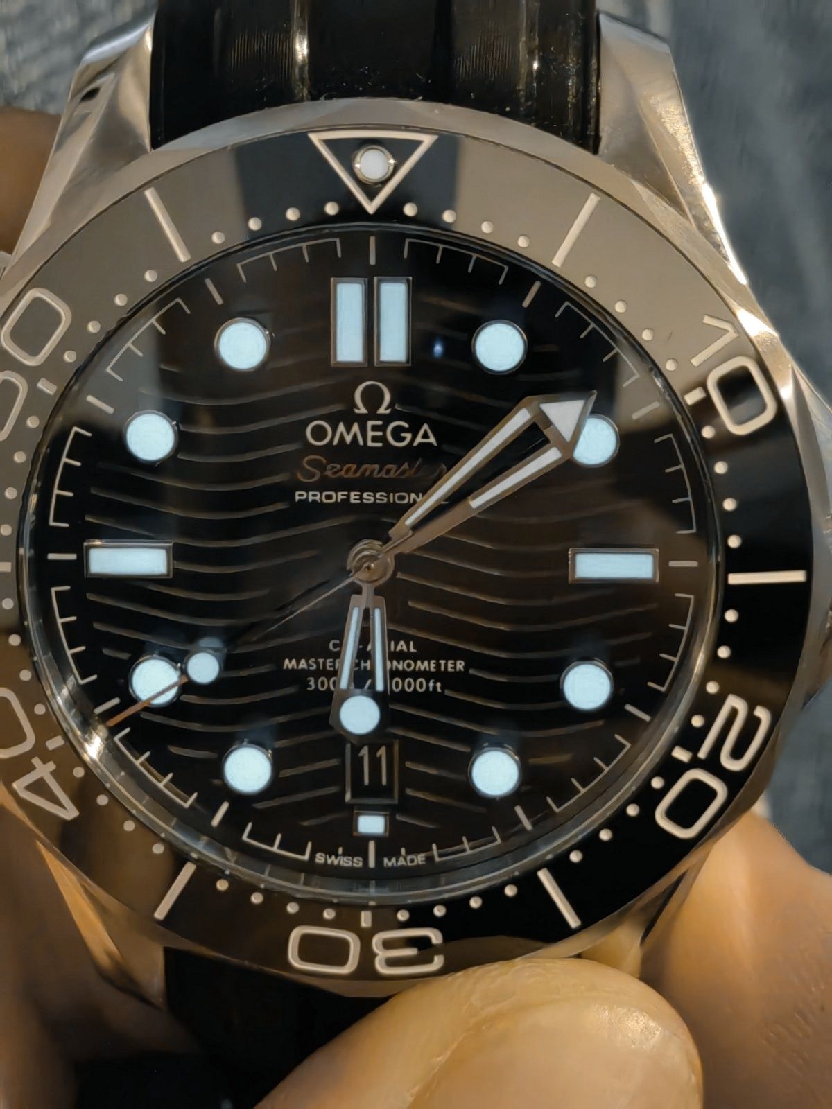 Продавам автоматичен часовник Omega Ultra Deep