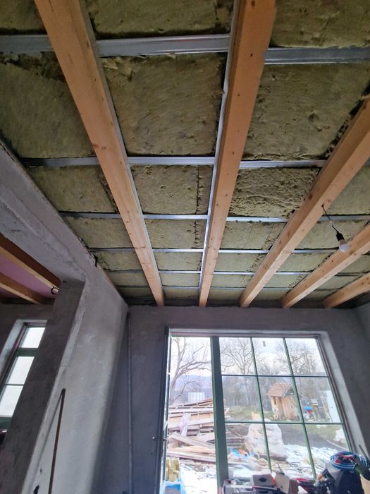 Izolații Interioare Termice și Fonica