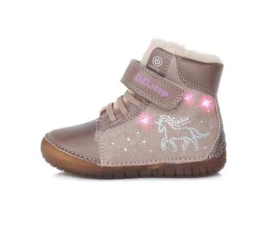 Incaltaminte imblanite noi Ddstep din piele naturala cu LED
