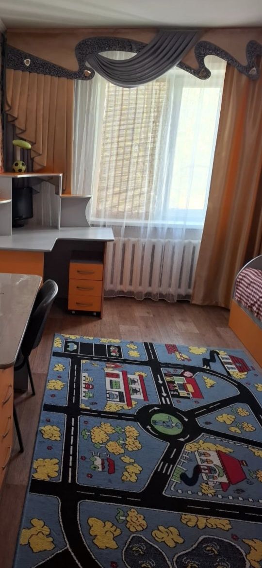 Продам палас в детскую 1.5×2