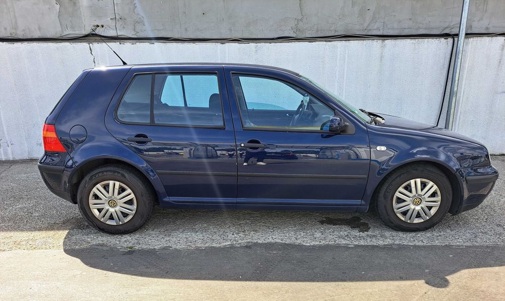 Volkswagen Golf 4  1.4