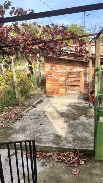 Ексклузивно! Двуетажна къща в село Дюлево