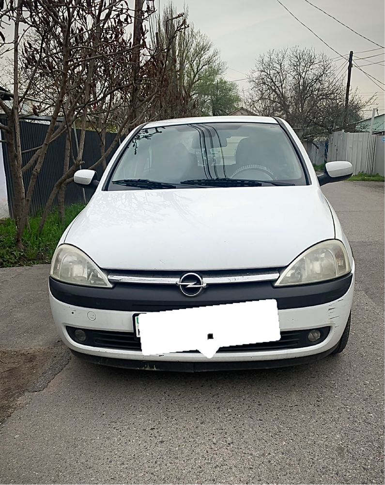 Opel Corsa c 2003 машина