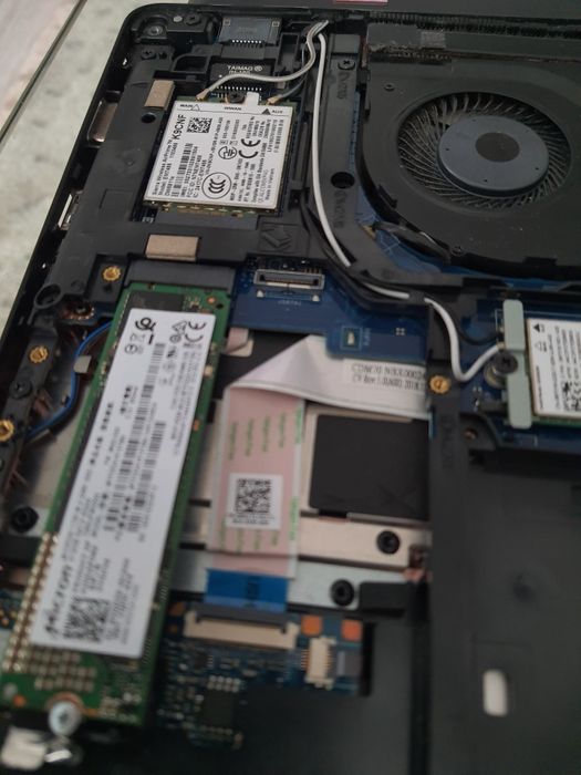 Laptop Dell5490 pentru piese