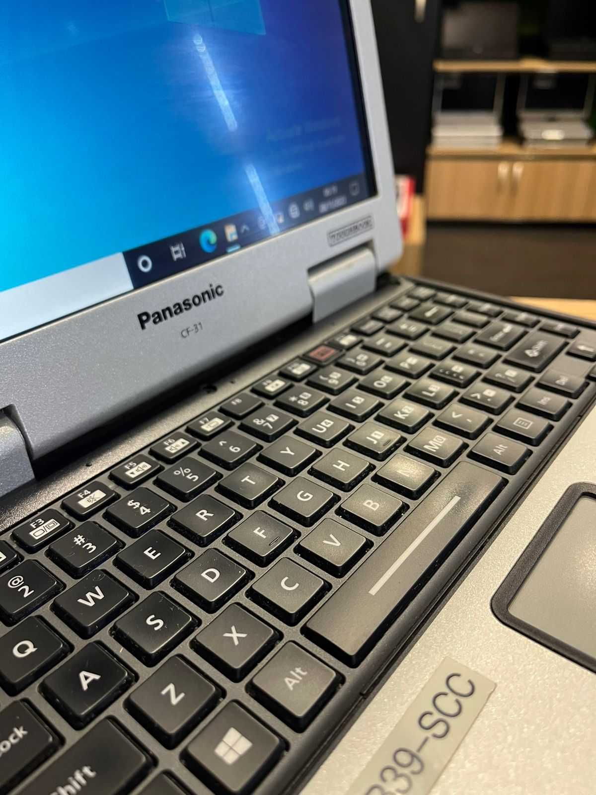 Защищенный Panasonic ToughBook CF-31 (Core i5 3340M - 2.7/3.4 GHz 2/4)