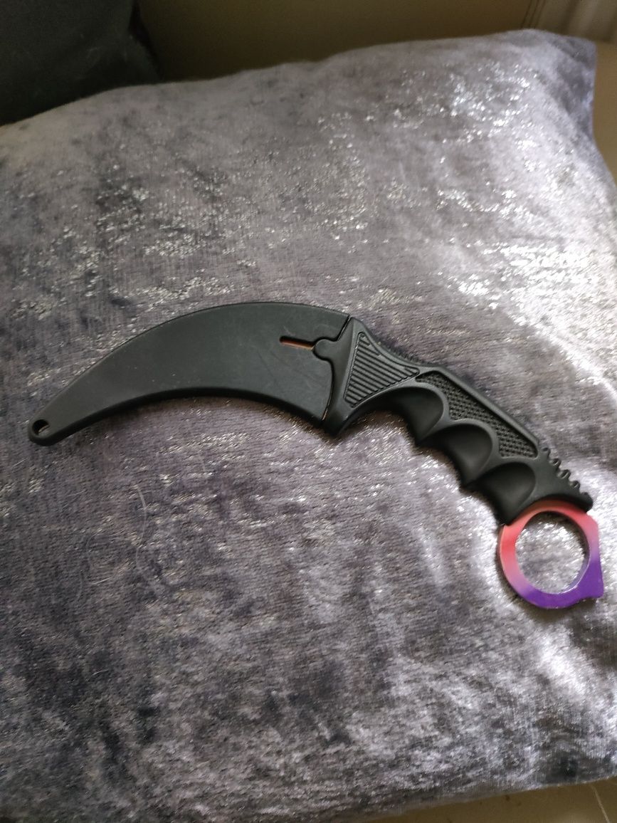 Cutit Karambit Rainbow